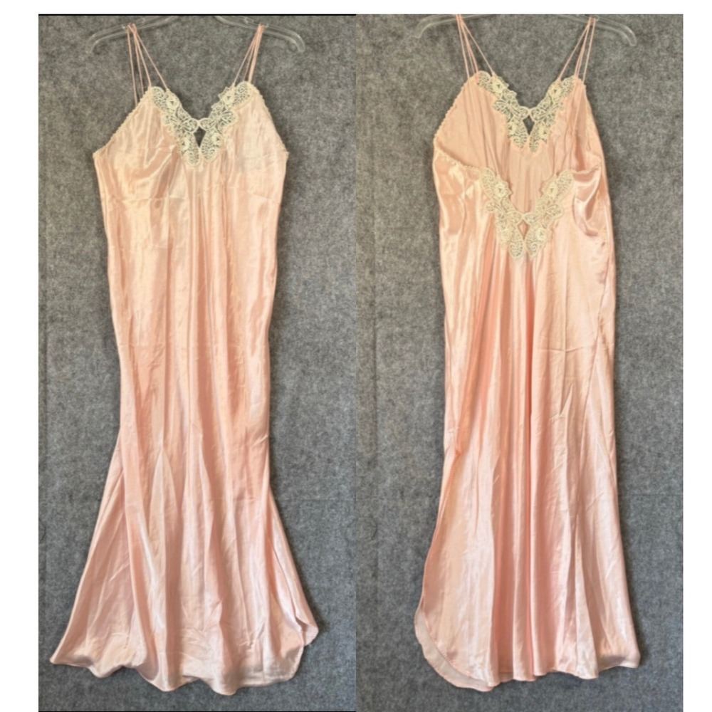 Vintage Cira Tom Bezduda Satin Lace Nightgown Lingerie Size Small Pink Bridal